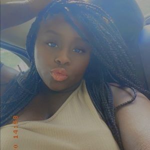 Meet your Posher, Christa